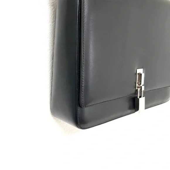 Gucci Black Leather Shoulder Bag - Picture 3 of 16